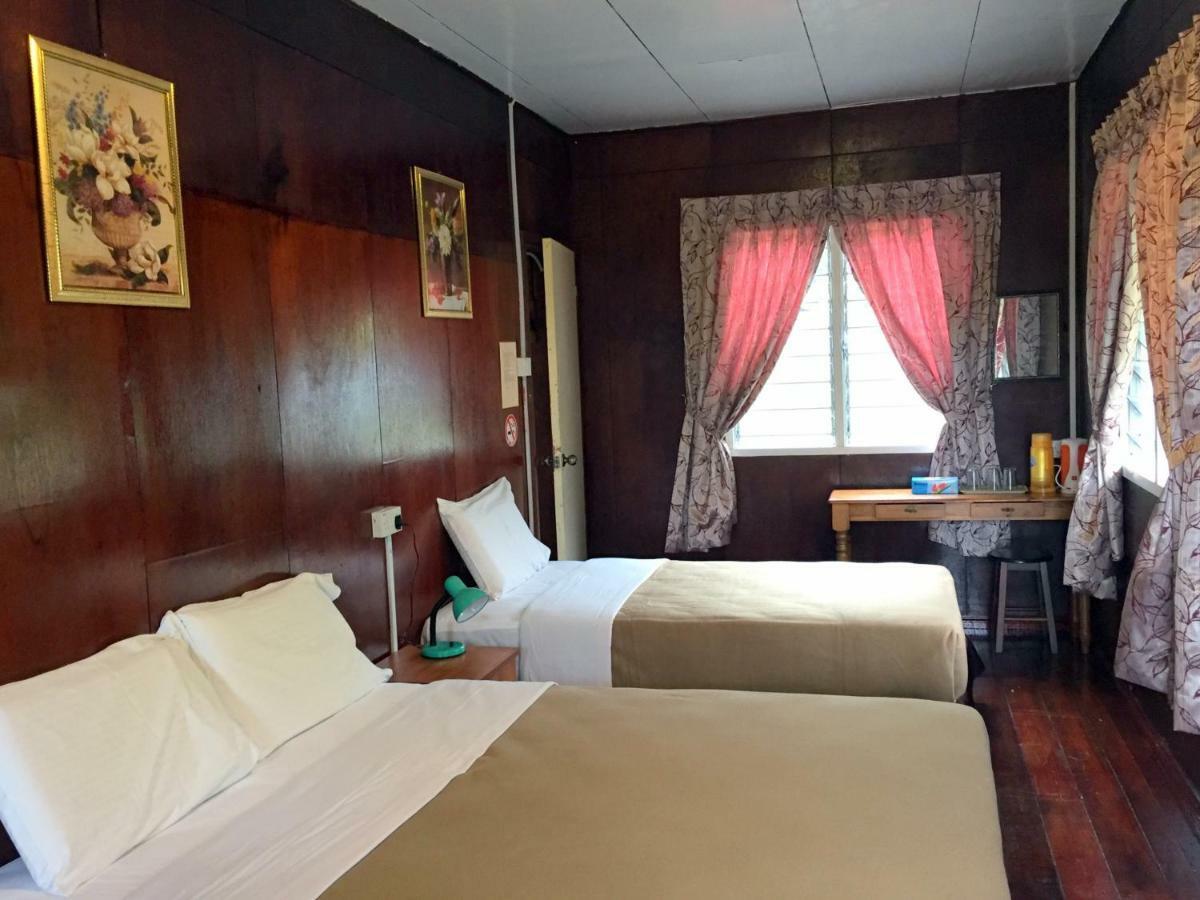 Mile 36 Lodge Kundasang Экстерьер фото